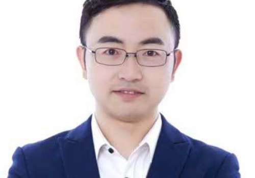 整形醫(yī)生張榮怎么樣？在眼部整形和脂肪領(lǐng)域技藝頗深