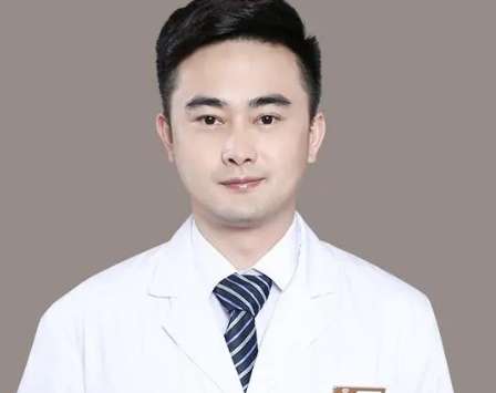 杭州醫(yī)美面診醫(yī)生排名榜！劉中策醫(yī)生從事整形工作的時間比較長