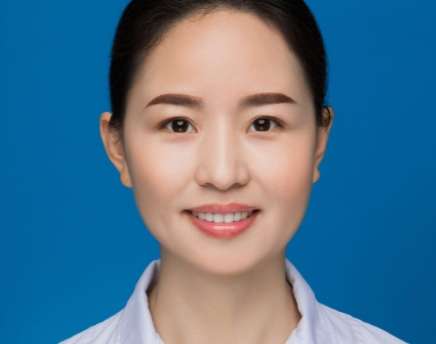 湘雅附二口腔科劉琳怎么樣？于1998年畢業(yè)于口腔醫(yī)學(xué)學(xué)院大學(xué)