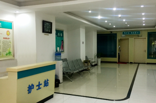 深圳建安醫(yī)療美容門診部去眼袋手術(shù)怎么樣?郝健|季瀅醫(yī)生水平實(shí)測(cè)