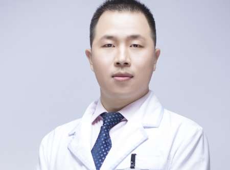 王仁根吸脂怎么樣好不好？王仁根吸脂技術(shù)比較精湛，能力十分強