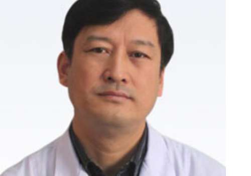 曹繼武做隆胸怎么樣？胸部整形技術(shù)上有獨(dú)到的見(jiàn)地
