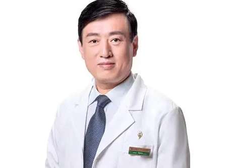 廣州吸脂醫(yī)生李明怎么樣？還可以進(jìn)行雙眼皮，隆鼻，脂肪填充等項(xiàng)目