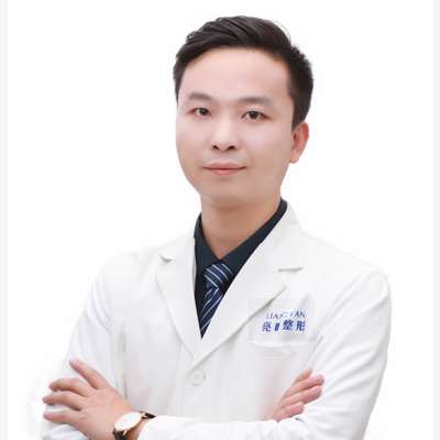 賈亮醫(yī)生做的雙眼皮怎么樣？掌握著許多領(lǐng)先的醫(yī)療技術(shù)