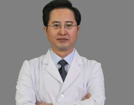 趙延勇做面部拉皮怎么樣？自從畢業(yè)之后一直在臨床進行工作，進行各種領(lǐng)域的研究與學(xué)習(xí)