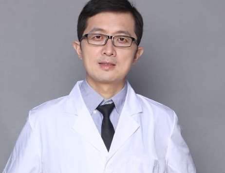 華西口腔正頜醫(yī)生葉斌怎么樣？獲得了博士后，發(fā)表了多篇論文，為各位求美者提供合適的服務(wù)