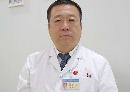 鄭州雙眼皮修復(fù)專家排名整理！姜南醫(yī)生從事眼科工作有了將近40年的時(shí)間