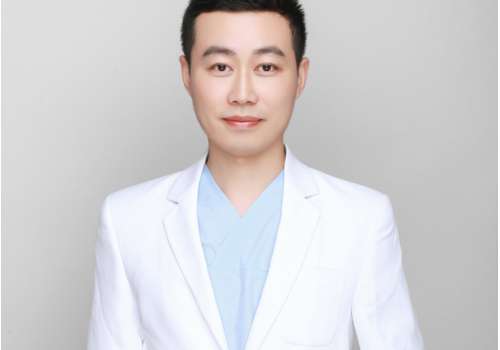 深圳名麗醫(yī)療美容葉軍實力怎么樣？在眼部整形方面有獨特的操作技巧