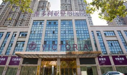 安徽維多利亞植發(fā)怎么樣？技術(shù)精湛，手法還輕柔細(xì)膩，術(shù)后頭發(fā)茂密