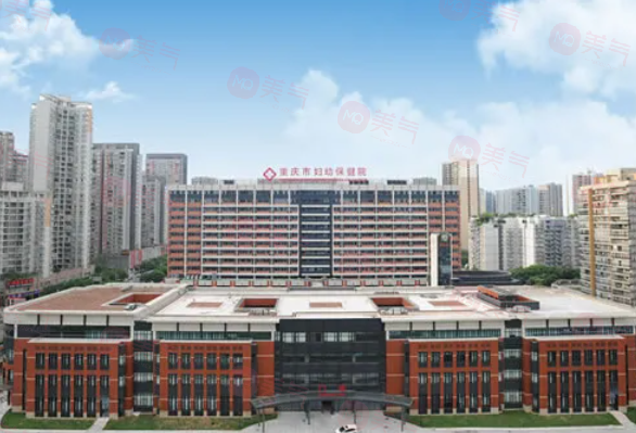 重慶做假體隆胸手術(shù)哪家好？上榜醫(yī)院個(gè)個(gè)技術(shù)超高~